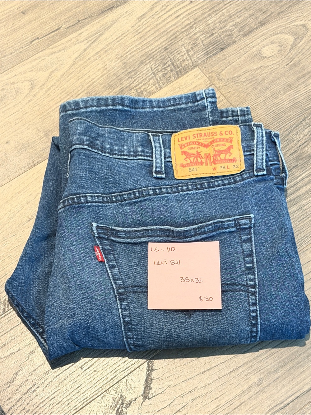 Levi's Indigo Blue Folded Denim Jeans with Leather Patch